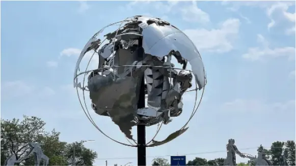 Spherical artwork